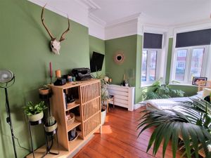 Photo 1- click for photo gallery